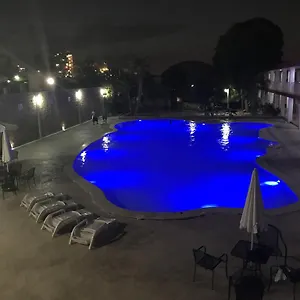 2* Hotel Posada Maya